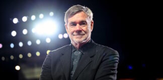 gusvansant apempe 1200x630.jpg