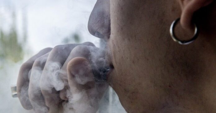 hlektroniko tsigaro2 1200x630.jpg