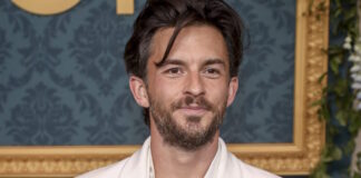 jonathan bailey ap 1200x630.jpg