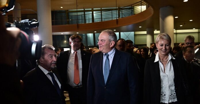 karamanlis 3 1200x630.jpg