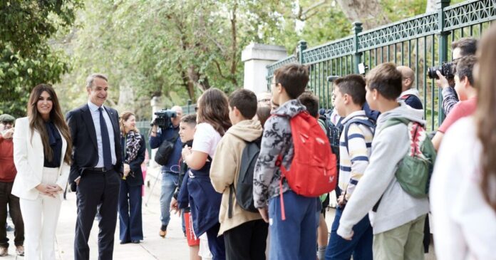 kyriakos kiberly paidia 1200x630.jpeg