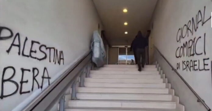 lastampa italy 1200x630.jpg