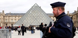 louvre museum reuters 1200x630.jpg