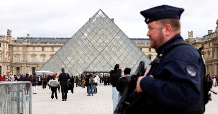 louvre museum reuters 1200x630.jpg