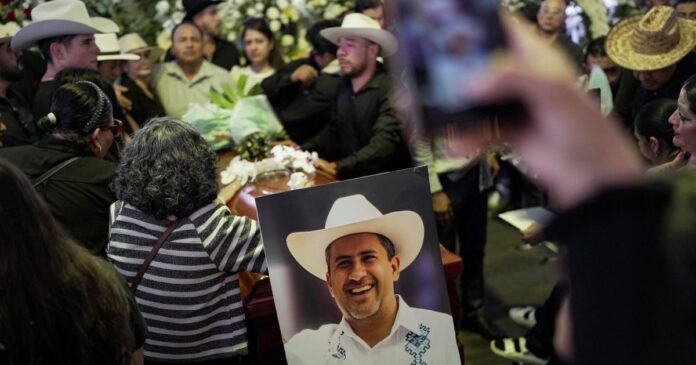 mayor carlos manzo 1200x630.jpg