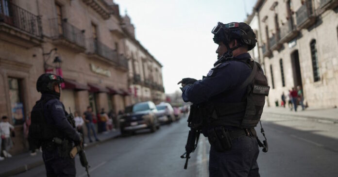 mexico police reuters 1200x630.jpg