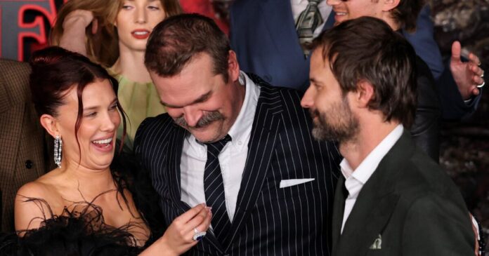 millie bobby brown david harbour 1200x630.jpg