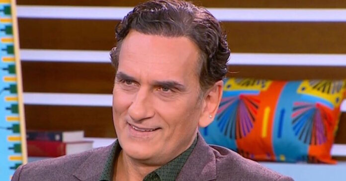 nikos psarras 1200x630.jpg