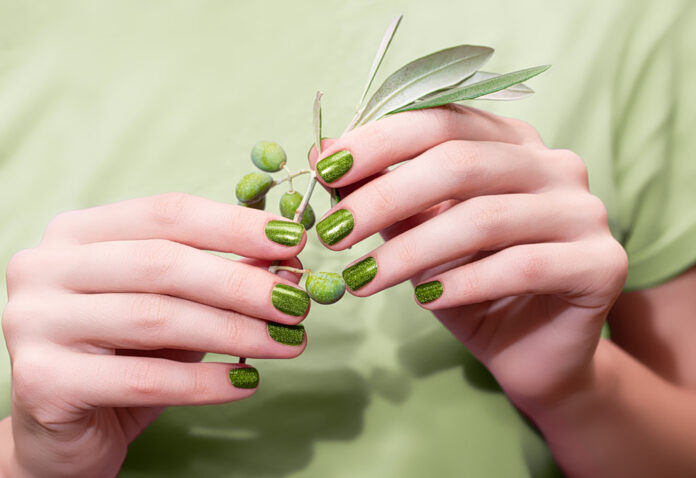 olive green nails 1024x703.jpg