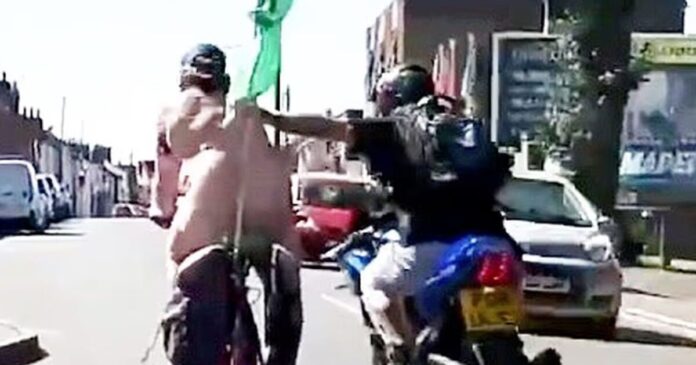 podilatis 1200x630.jpg