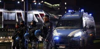 police officers 1200x630.jpg