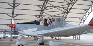 ptiseis mathiton polemiki aeroporia gea 1 1200x630.jpg