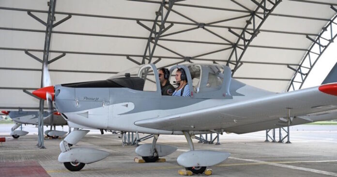 ptiseis mathiton polemiki aeroporia gea 1 1200x630.jpg