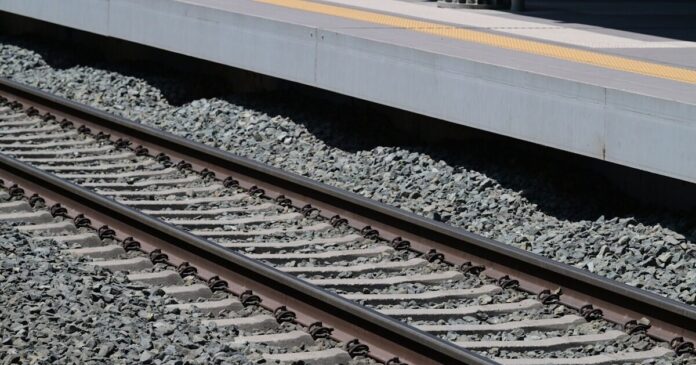 sidirodromos treno rages 1200x630.jpg