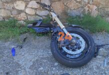 Σοκαριστικό τροχαίο στα Χανιά: Μηχανή κόπηκε στη μέση troxaio xania 2.jpg