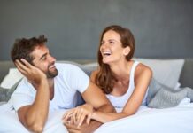 Ζευγάρια: Μεγαλώνουμε μαζί, χαιρόμαστε μαζί; zeugari 2 500x334.jpg