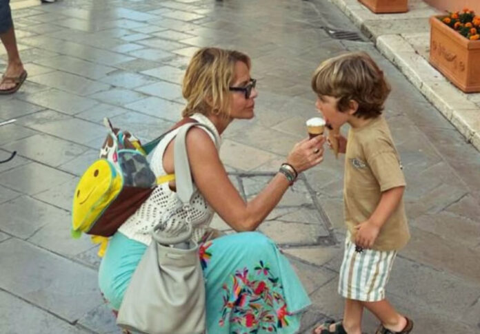 00425bd812db1c98b5a5c8356a60772c L.jpg