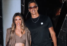 0a85df84b4c3eed93c2be514d4431023 L.jpg