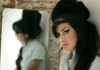 Amy Winehouse: Ο πατέρας της, Mitch, μηνύει δύο από τις πρώην φίλες της 10f1dac8bf337265c2a4754ad296eeed L.jpg