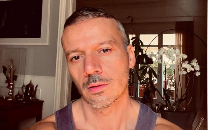 138674a581d2a4fda9766ce099dad0d2 L.jpg