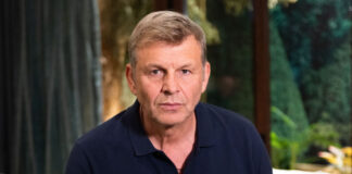 1f1e4b0a25dbcee368826e2964d31650 L.jpg