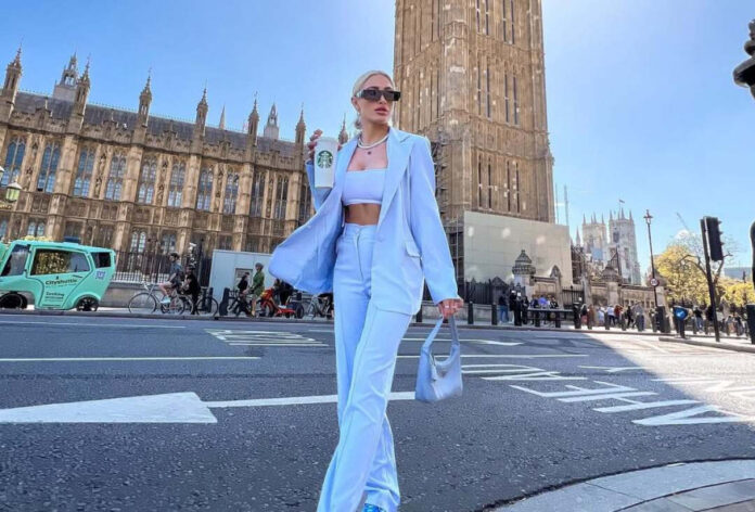 229099a8f5eac696d50969a1858c1da0 L.jpg