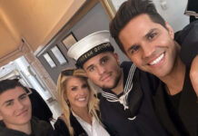 25e871c9e0717d9dfafaefcce4e71f10 L.jpg