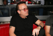 Το «φαινόμενο Γονίδη» και η μαρτυρία για έναν πονοκέφαλο που έφυγε με ένα άγγιγμα και μια προσευχή 2dc9b4fe1c5b8a6d5b5326965f111e2b L.jpg