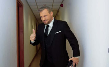 2f0f6c8c3d454d10b23fcd127fccb024 L.jpg