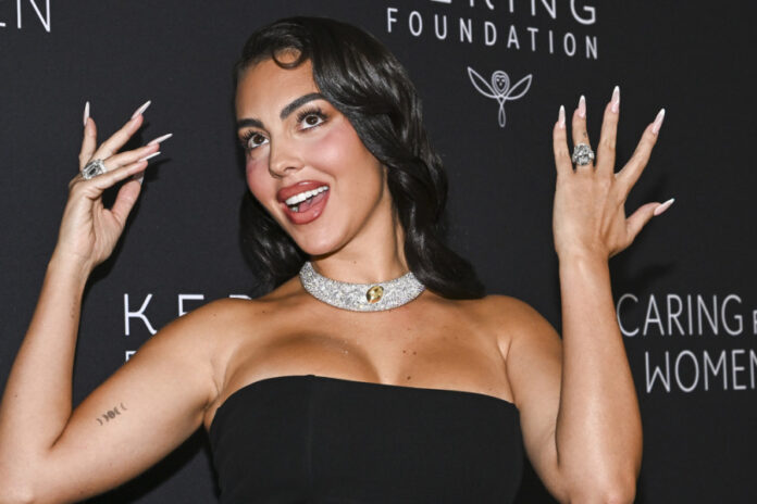 33f9871d76e5a4ead2e14874af732d11 L.jpg 33f9871d76e5a4ead2e14874af732d11 L.jpg