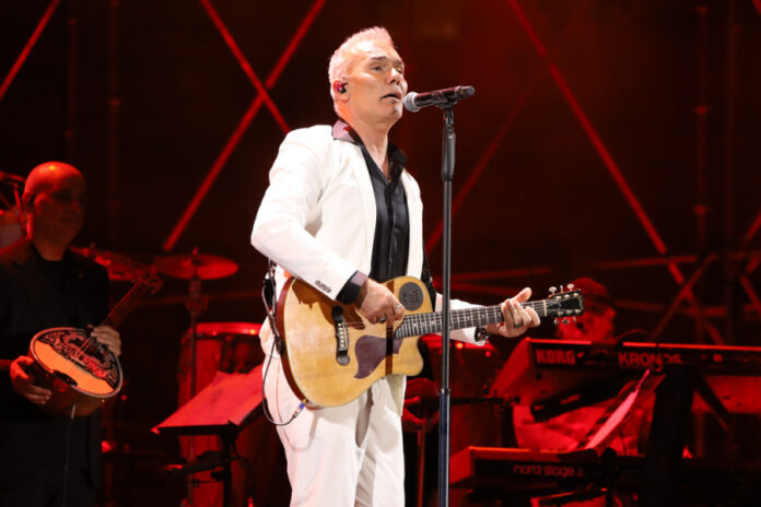 3806fba049cde8e8829bcae363500150 L.jpg 3806fba049cde8e8829bcae363500150 L.jpg