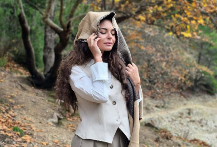 390b1ed405e3c7cfe76d8cab4e00b4a3 L.jpg