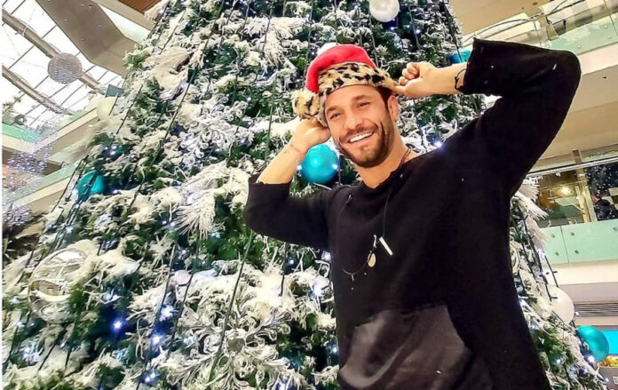 3bf9b71a7958a05ebc7f06b0cd0b5843 L.jpg