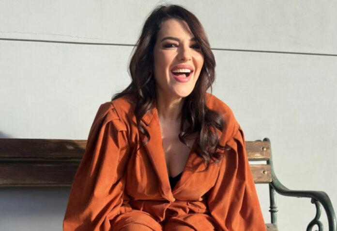 41437f43df7b87b00a589cb3a1fd4497 L.jpg