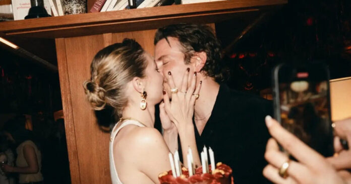 4c0474036055fa82745880a85c6ad7e4 L.jpg