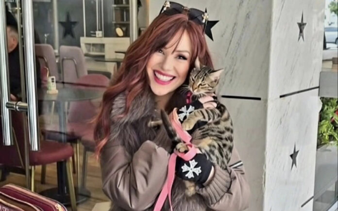 59dd300f2e8d6be311d1756a40b582ca L.jpg