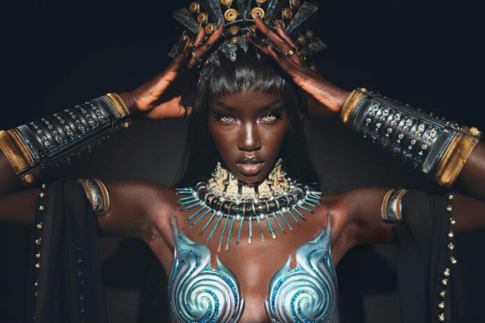 5db1be40b78d7edb46f674a22868c8ee L.jpg