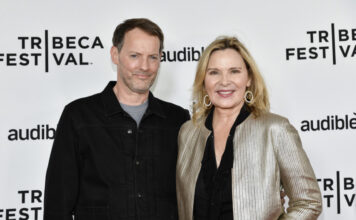 63a5ed65854d7f05af8fc52bfdfdcf6f L.jpg