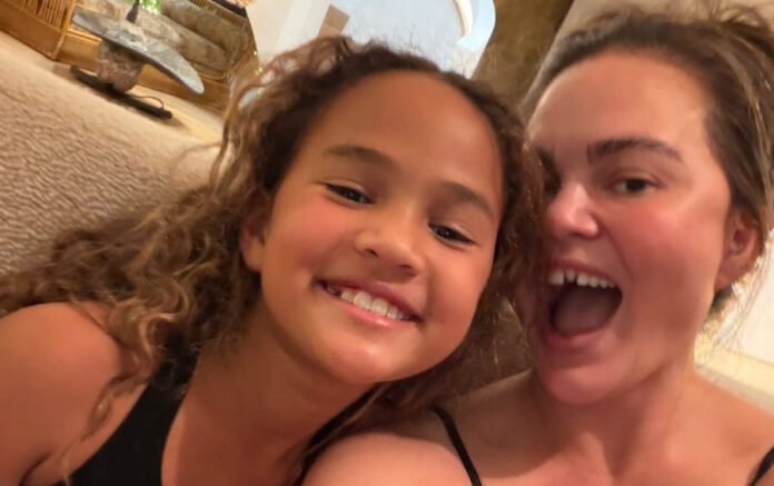 63c69fc17a4ff5ab975d54026e815c0a L.jpg