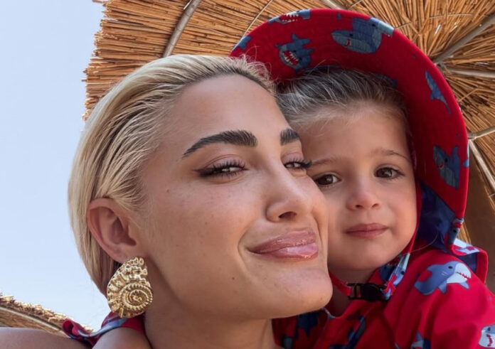 6515ff1adf559500767dd73b61aaf4c4 L.jpg