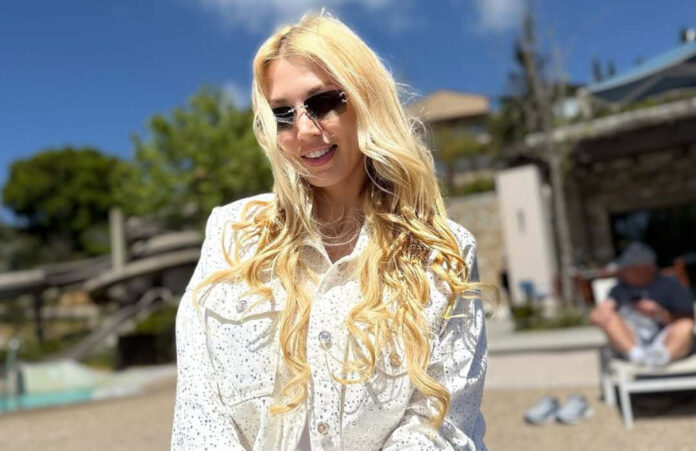 8ac30e26ff9abf11fbe3f5794cb56180 L.jpg