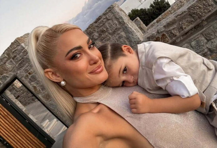 8d07bad5c4c9984d265e713ebc782295 L.jpg