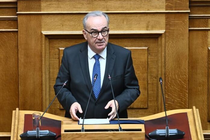 Nikos Papathanasis 2.jpg