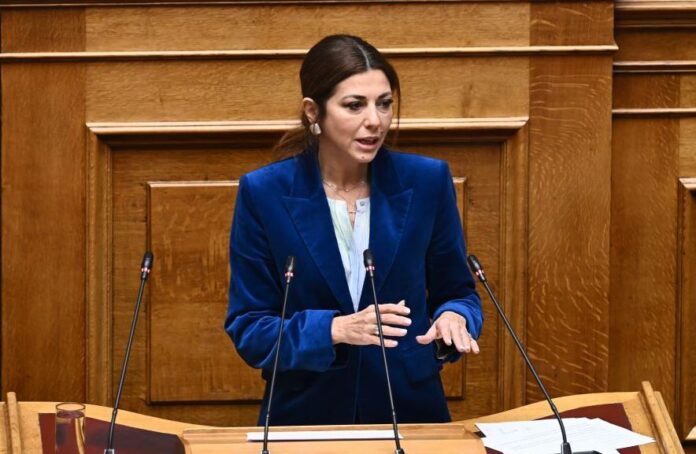 Sofia Zaxaraki 1.jpg