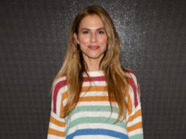 a18a24022a3aaab6c72d41c95e05fde0 L.jpg