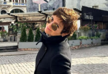 Ταμίλα Κουλίεβα: Όσο εμείς μετράμε αντίστροφα για τα Χριστούγεννα, εκείνη μετρά βουτιές στη θάλασσα a402486d9d0e07868312196437997542 L.jpg