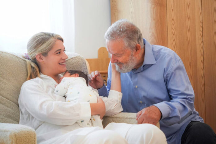 a8d1fdc2db9b60bac95bcf3099a20900 L.jpg