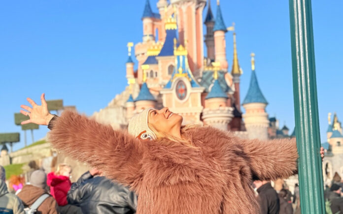 a9feb1a2b5521a1ba442826e9eb7f714 L.jpg