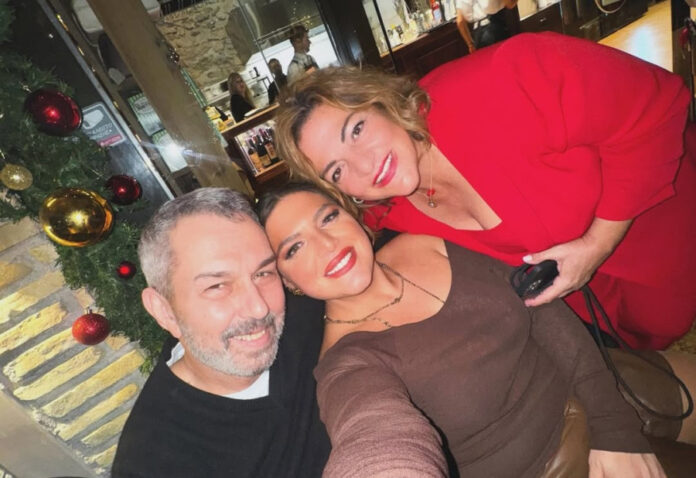 ac9d3deb83490d0649f08a4ab17fea3d L.jpg