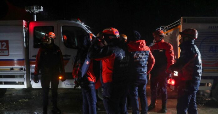 aeroskafos tourkia 1200x630.jpg